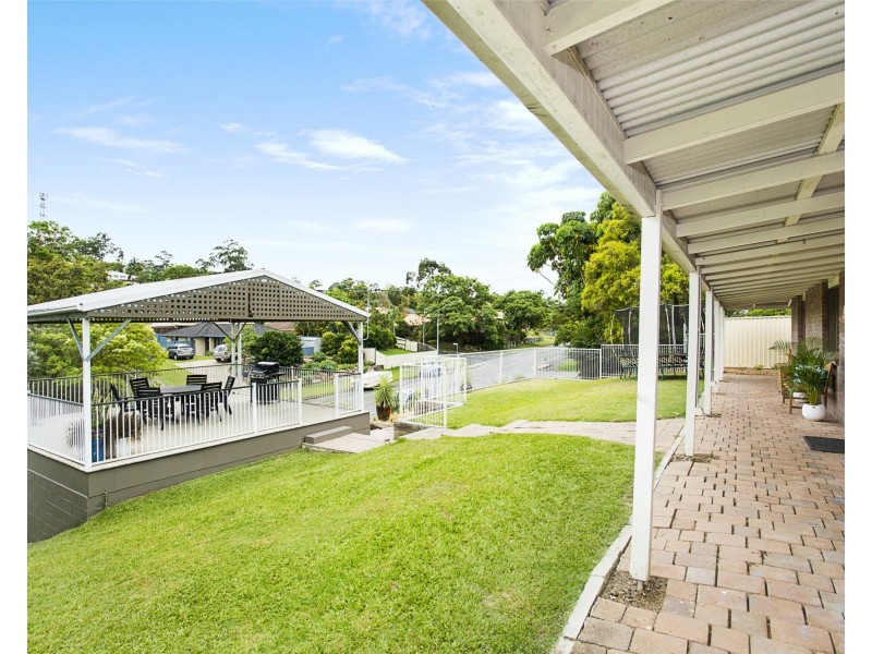 84 Bunya Park  Drive, Eatons Hill QLD 4037