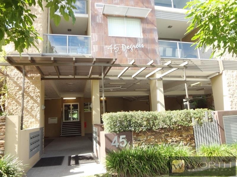 18/45 Playfield Street, Chermside QLD 4032