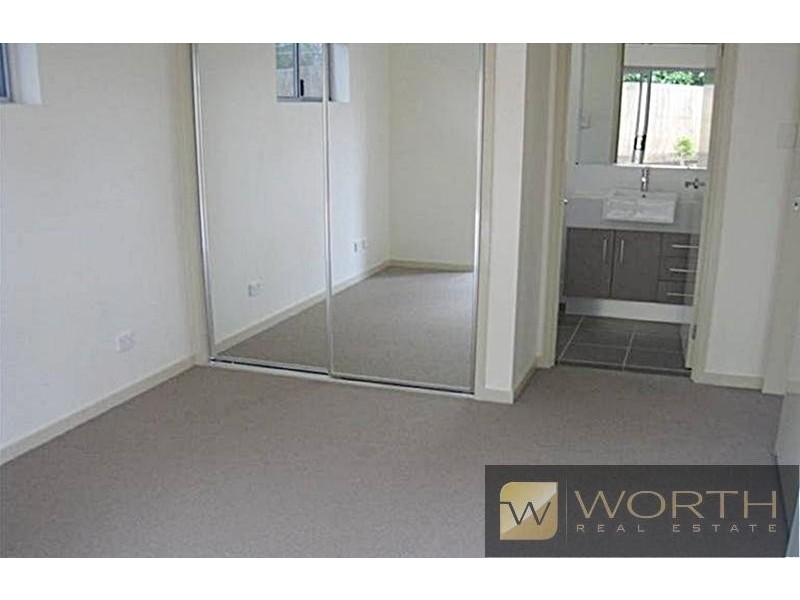 Holland Park QLD 4121