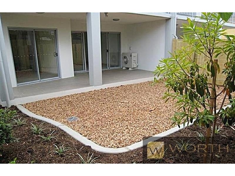 Holland Park QLD 4121