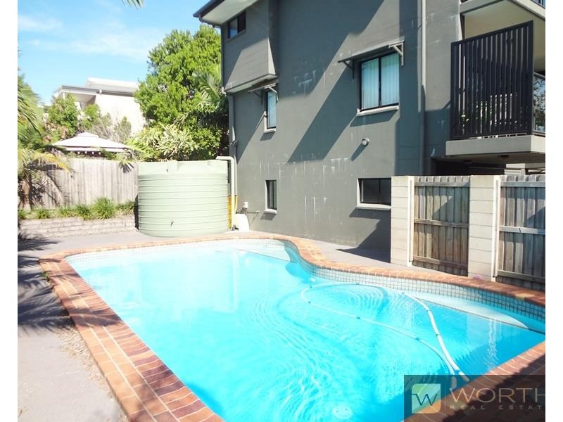 2/237 Gympie Road, Kedron QLD 4031