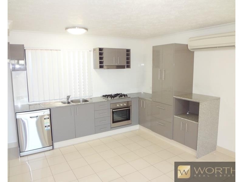 2/237 Gympie Road, Kedron QLD 4031