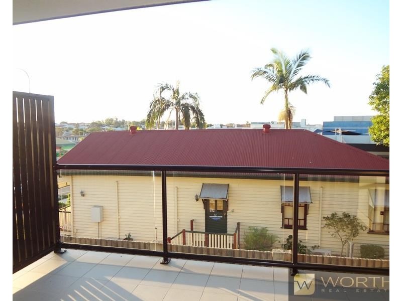 2/237 Gympie Road, Kedron QLD 4031