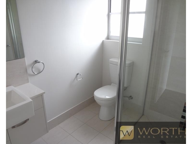 1/62 Rode Road, Wavell Heights QLD 4012