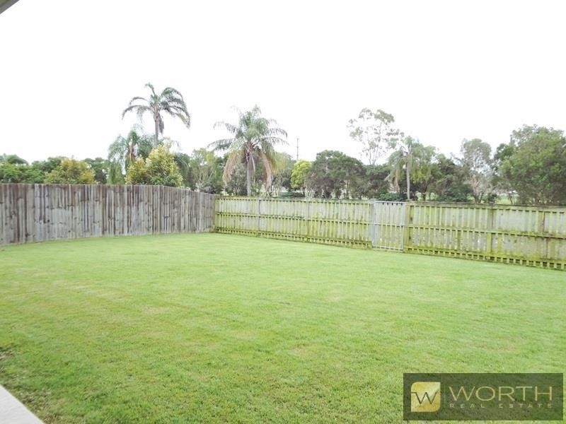 30 Travorten Drive, Bridgeman Downs QLD 4035