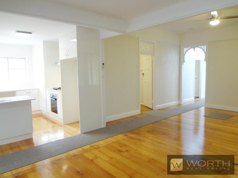 12  Blackmore Street, Windsor QLD 4030