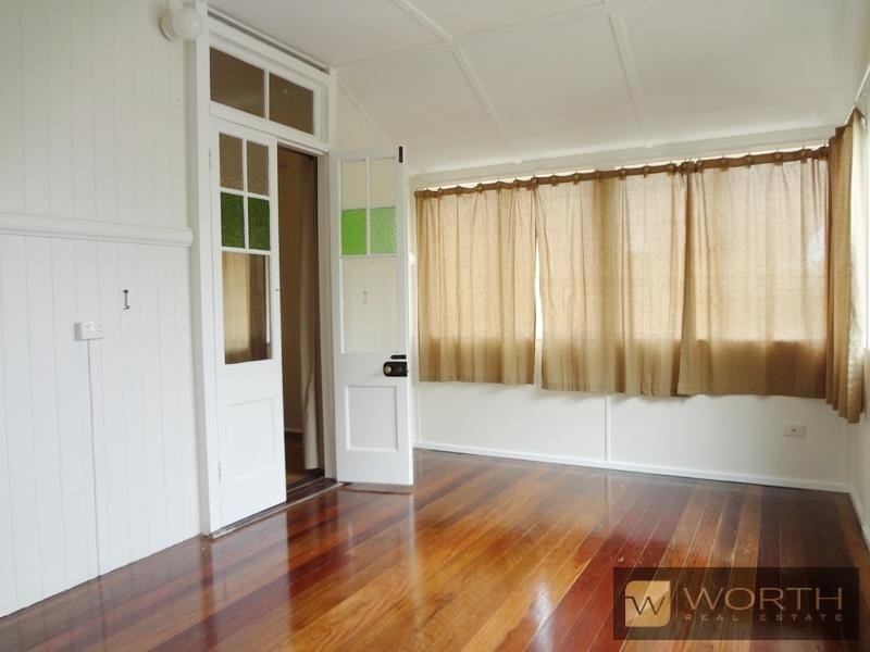 12  Blackmore Street, Windsor QLD 4030