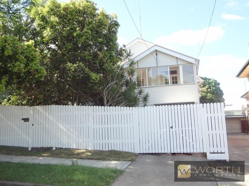 12  Blackmore Street, Windsor QLD 4030