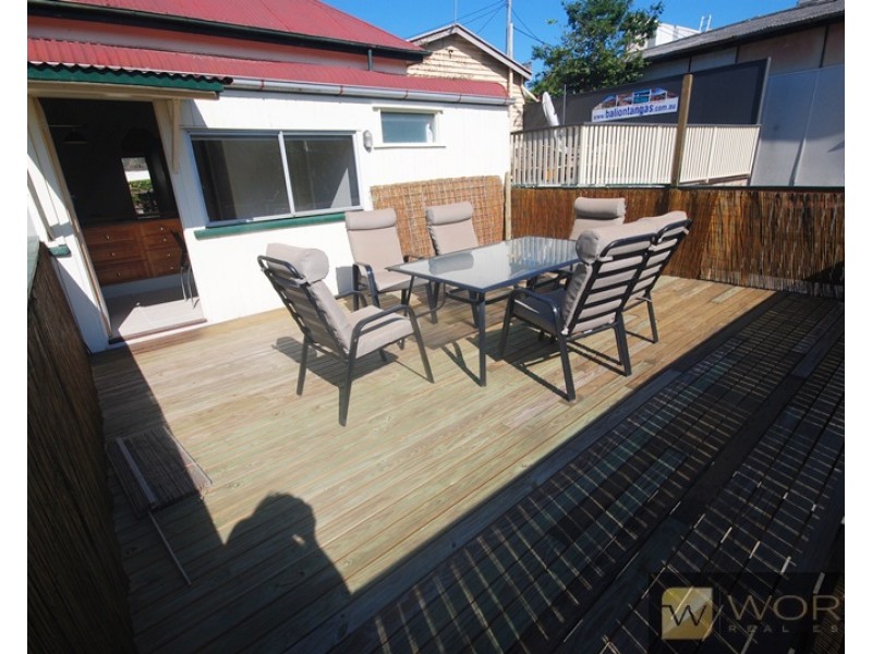 254 Wynnum Road, Norman Park QLD 4170