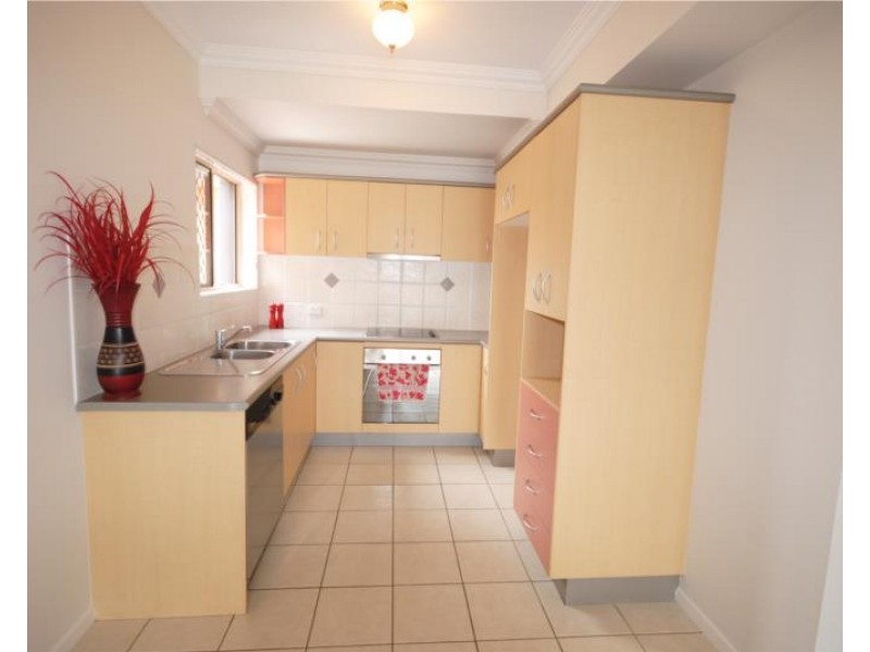 8/17 Dwyer Street, Nundah QLD 4012