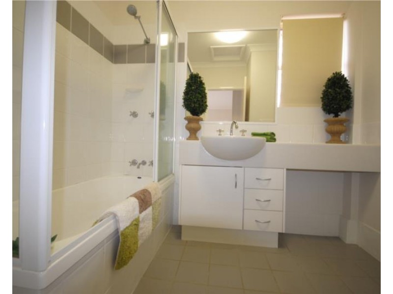 8/17 Dwyer Street, Nundah QLD 4012