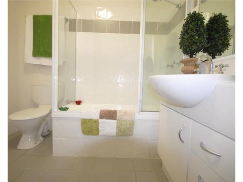 8/17 Dwyer Street, Nundah QLD 4012