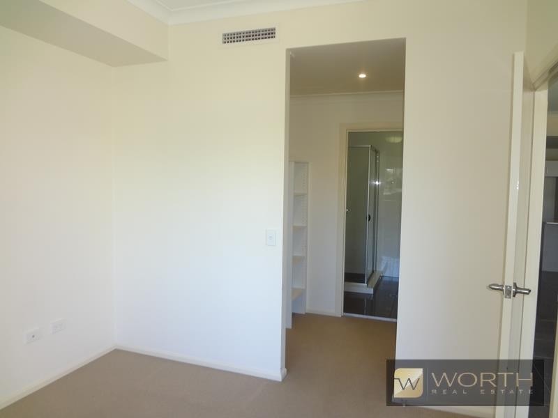 8/45 Playfield Street, Chermside QLD 4032