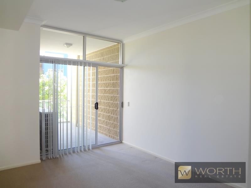 8/45 Playfield Street, Chermside QLD 4032
