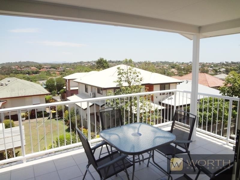 4/18 Zenith Avenue, Chermside QLD 4032