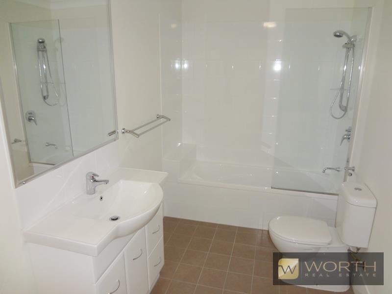 4/18 Zenith Avenue, Chermside QLD 4032