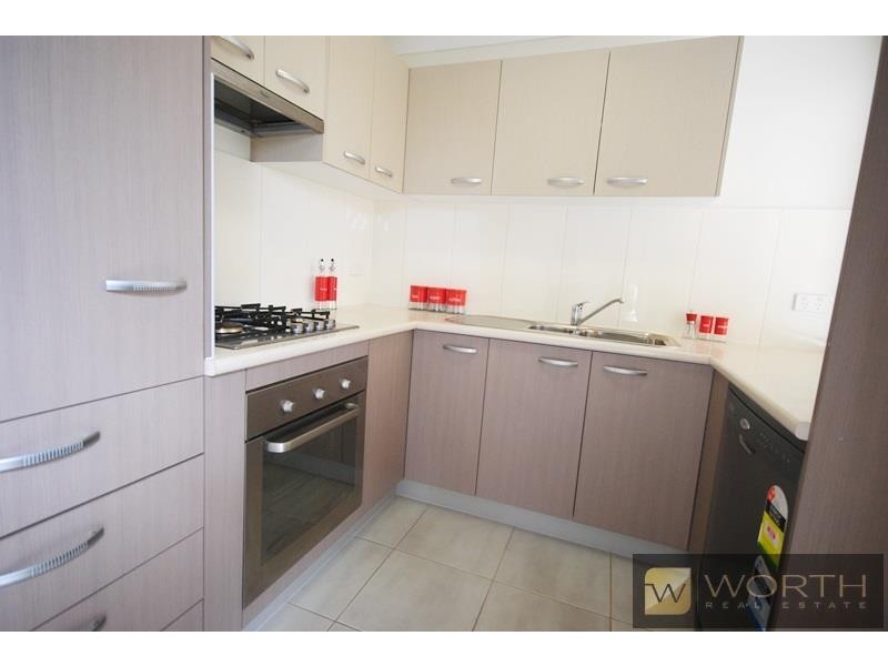 2/103 Gillies Street, Zillmere QLD 4034