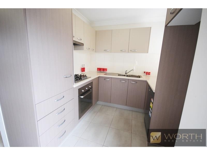 2/103 Gillies Street, Zillmere QLD 4034