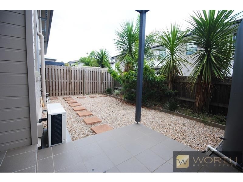 2/103 Gillies Street, Zillmere QLD 4034