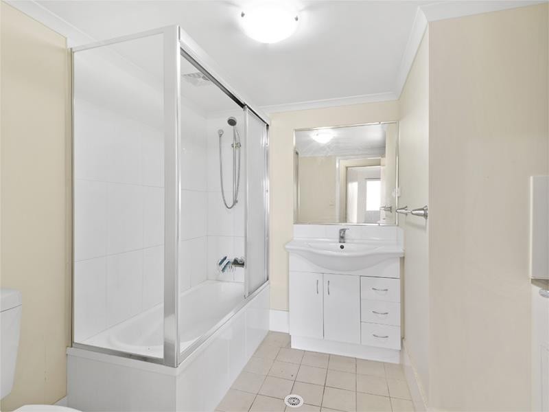 2/12 Grace Street, Nundah QLD 4012