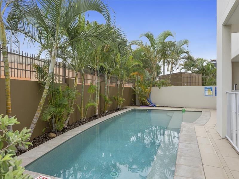 2/12 Grace Street, Nundah QLD 4012
