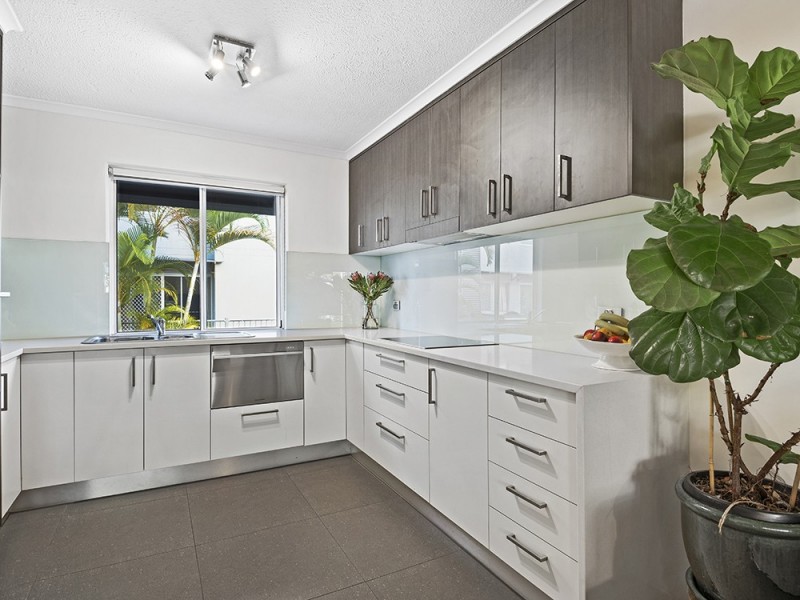 4/52 Hows Road, Nundah QLD 4012