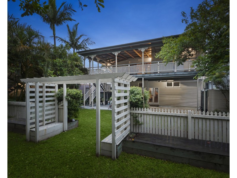 92  Jenner Street, Nundah QLD 4012