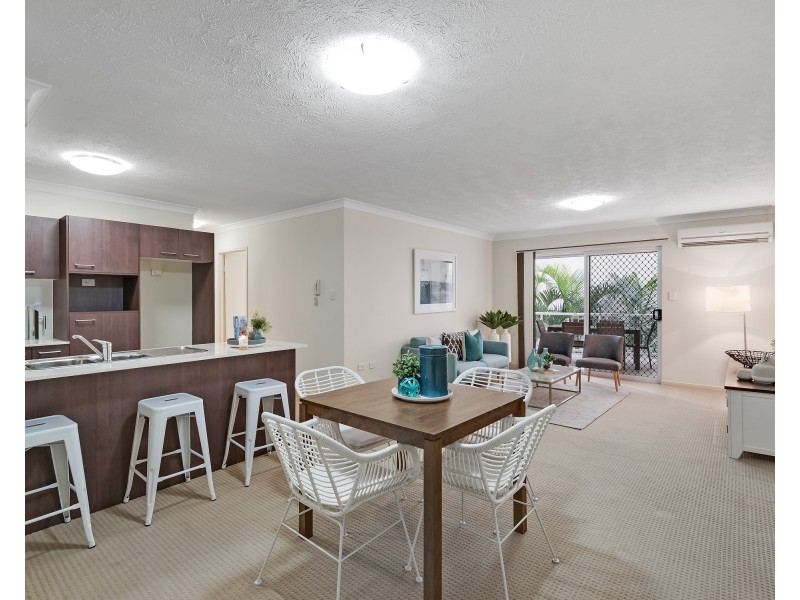 2/12 Grace Street, Nundah QLD 4012