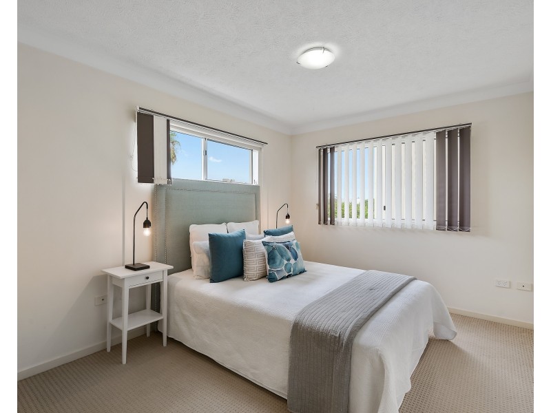 2/12 Grace Street, Nundah QLD 4012