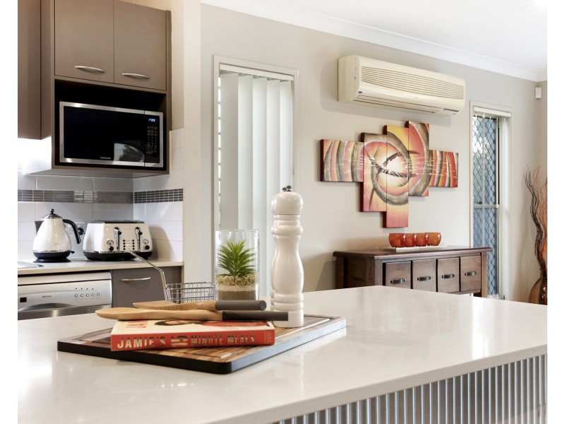 30  Travorten Drive, Bridgeman Downs QLD 4035