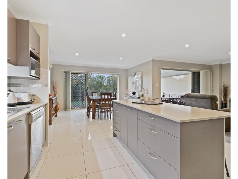 30  Travorten Drive, Bridgeman Downs QLD 4035