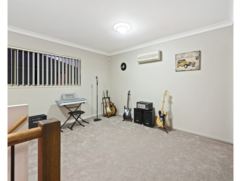 30  Travorten Drive, Bridgeman Downs QLD 4035