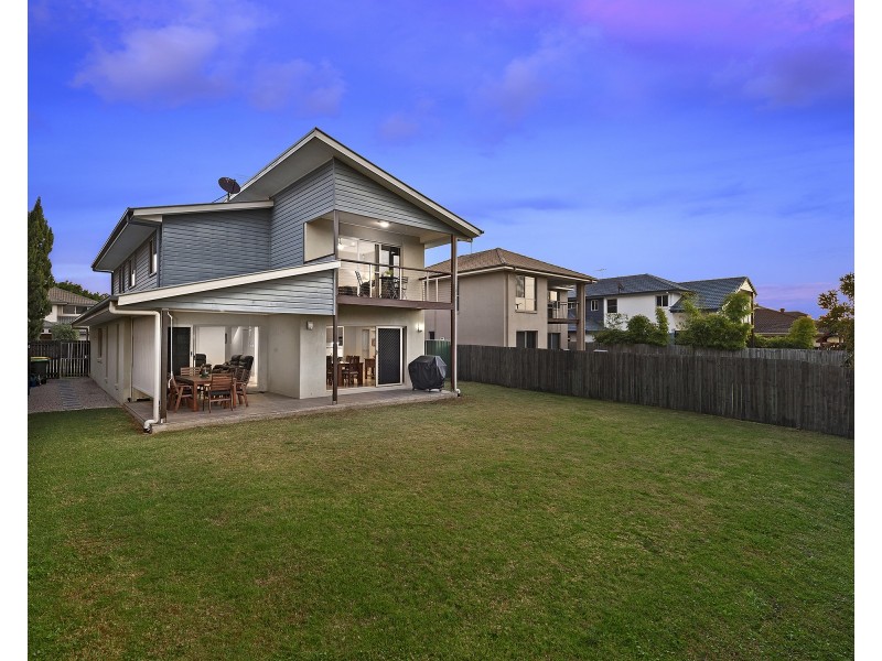 30  Travorten Drive, Bridgeman Downs QLD 4035