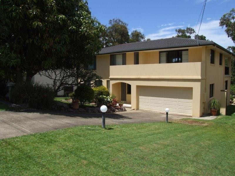 16 Nardie St, Sapphire Beach NSW 2450