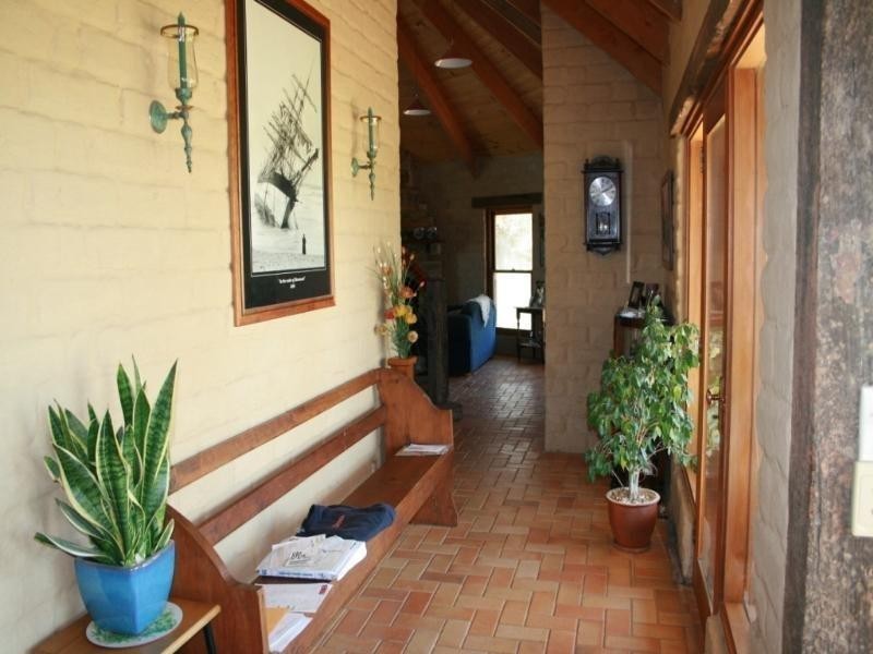 240 Moorrabee Rd, Knowsley VIC 3523
