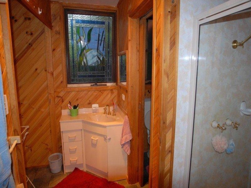 65 Cobden St, Bright VIC 3741