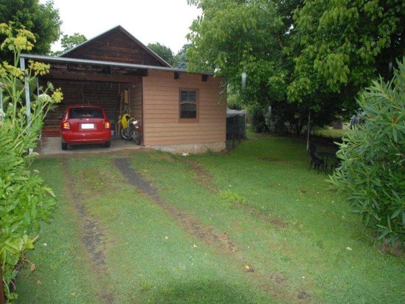 65 Cobden St, Bright VIC 3741