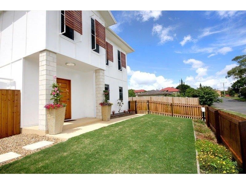 24 Glen St, Moorooka QLD 4105