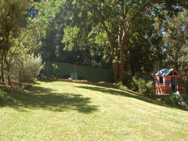 10 Angophora Pl, Valley Heights NSW 2777
