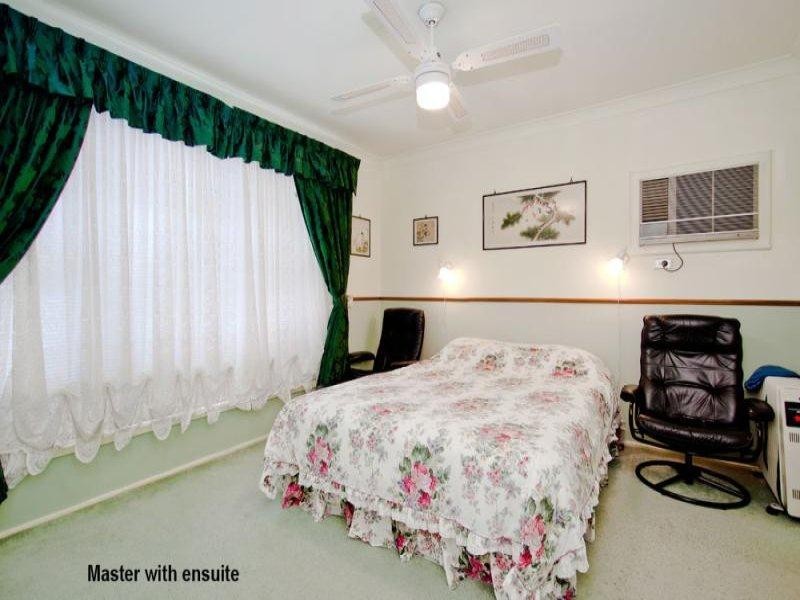 91 Summerfield Ave, Quakers Hill NSW 2763