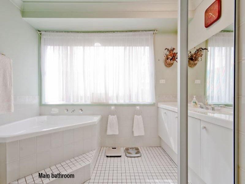 91 Summerfield Ave, Quakers Hill NSW 2763