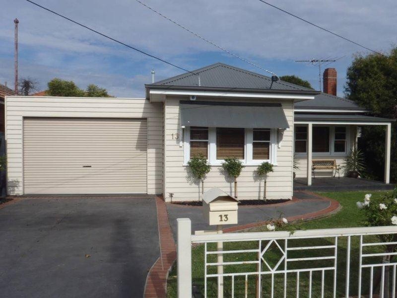 13 Queen St, Reservoir VIC 3073