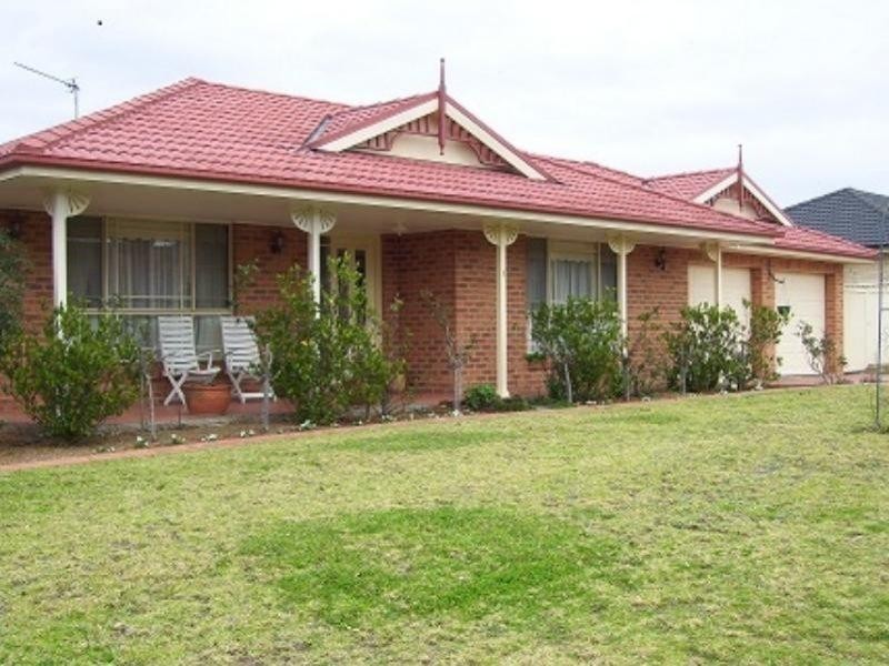 1 Friesian Way, Picton NSW 2571