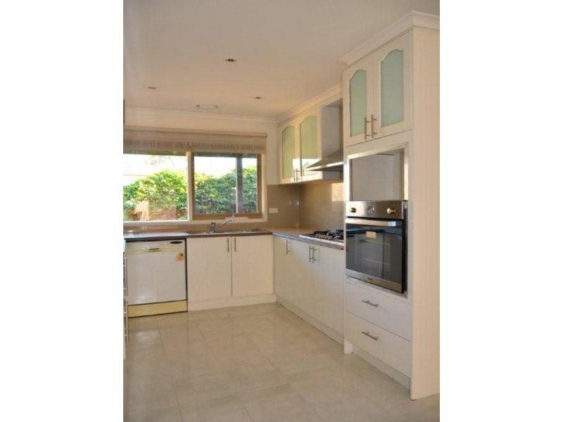 61 Burgess Dr, Langwarrin VIC 3910