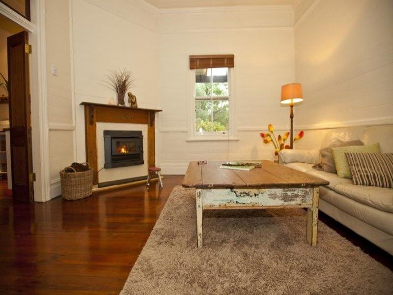 24 Watson St, Bellingen NSW 2454