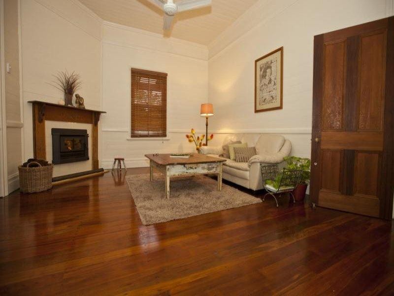 24 Watson St, Bellingen NSW 2454