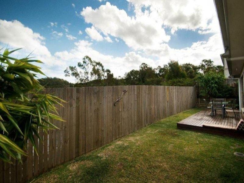 125 McGinn Rd, Ferny Grove QLD 4055