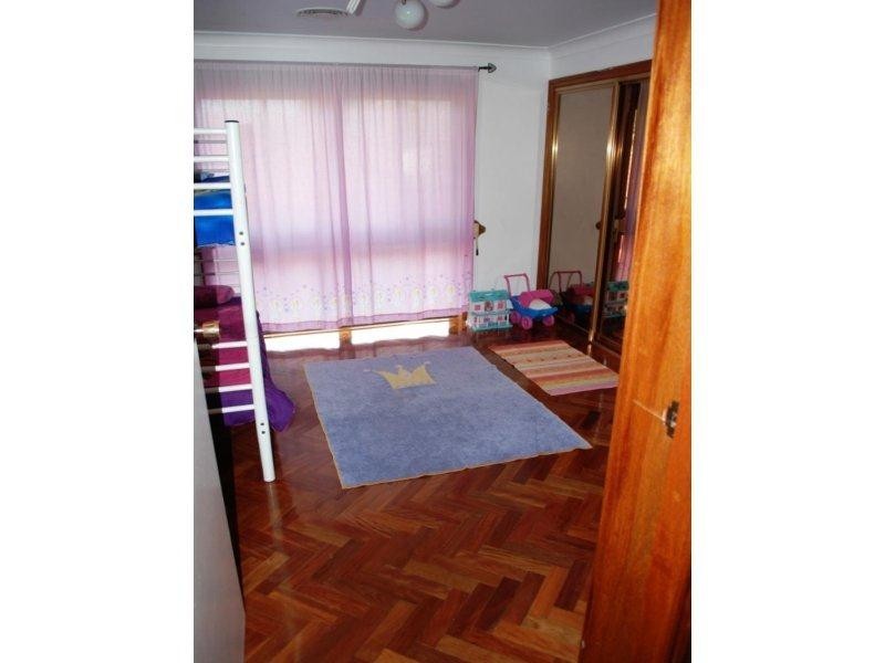 35 Dunkeld Pl, St Andrews NSW 2566