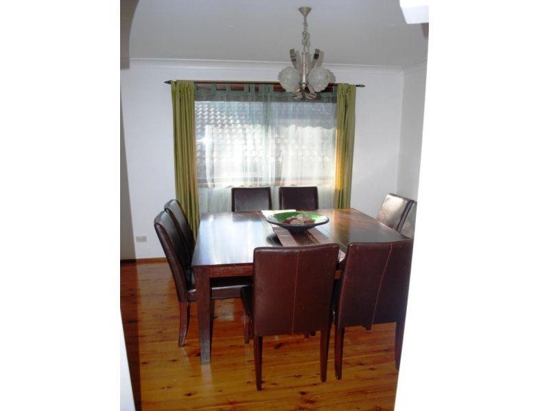 35 Dunkeld Pl, St Andrews NSW 2566