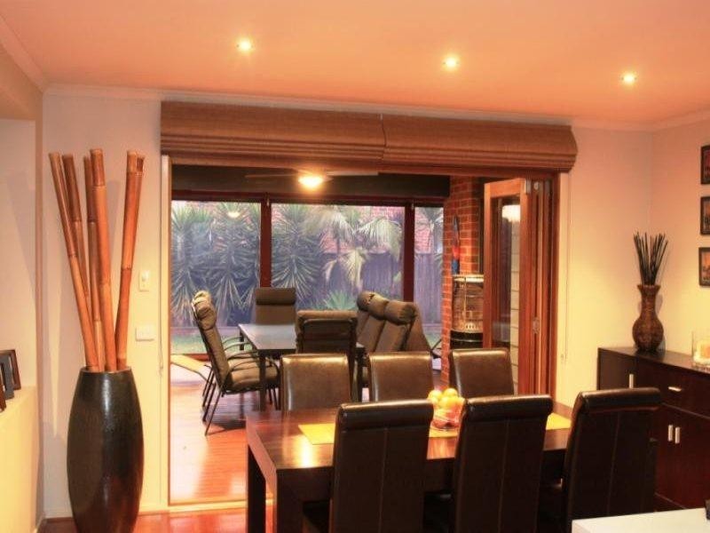 5 Castawellan St, Lyndhurst VIC 3975